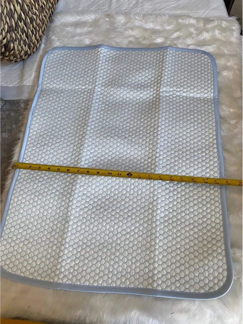 PetFelix Cooling Mat for Pets with 2 Pouches